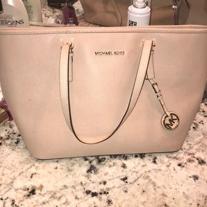 Michael Kors tote